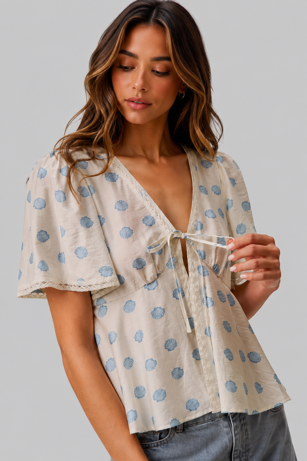 Harper Shell Tie Front Flutter Sleeves Top