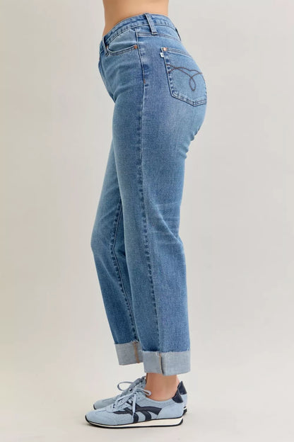 High Waist Boyfriend Criss Cross Mild Destroy Jeans with Single Cuff