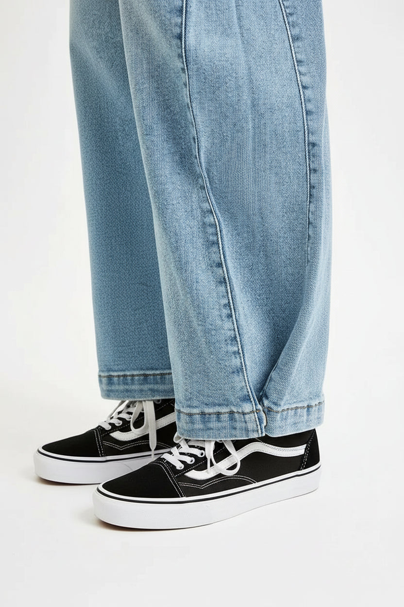 Lyla Boho Mid Rise Wide Barrel Leg Snap Jeans