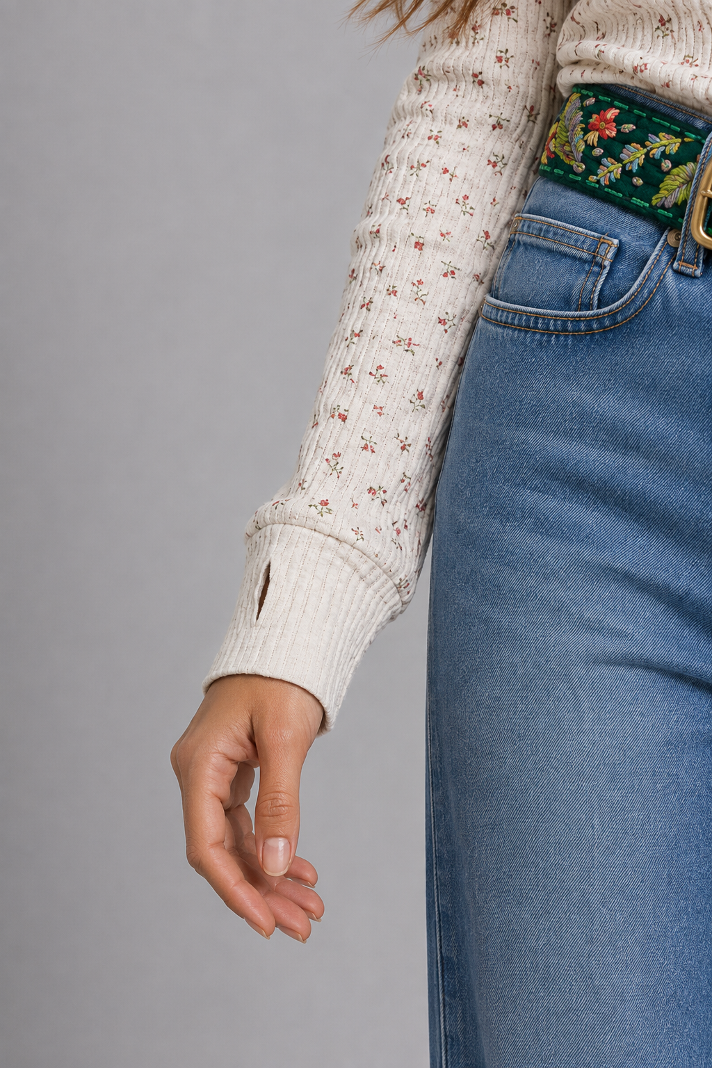 Madalyn Ribbed Floral Crew Neck Top
