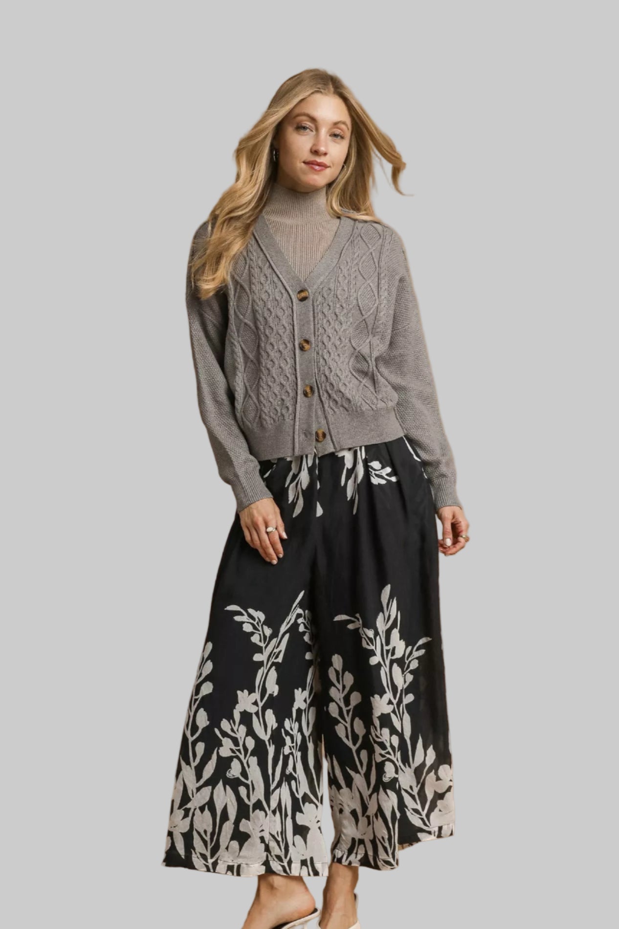 Madison Chunky Cable Knit V-Neck Button-Up Cardigan