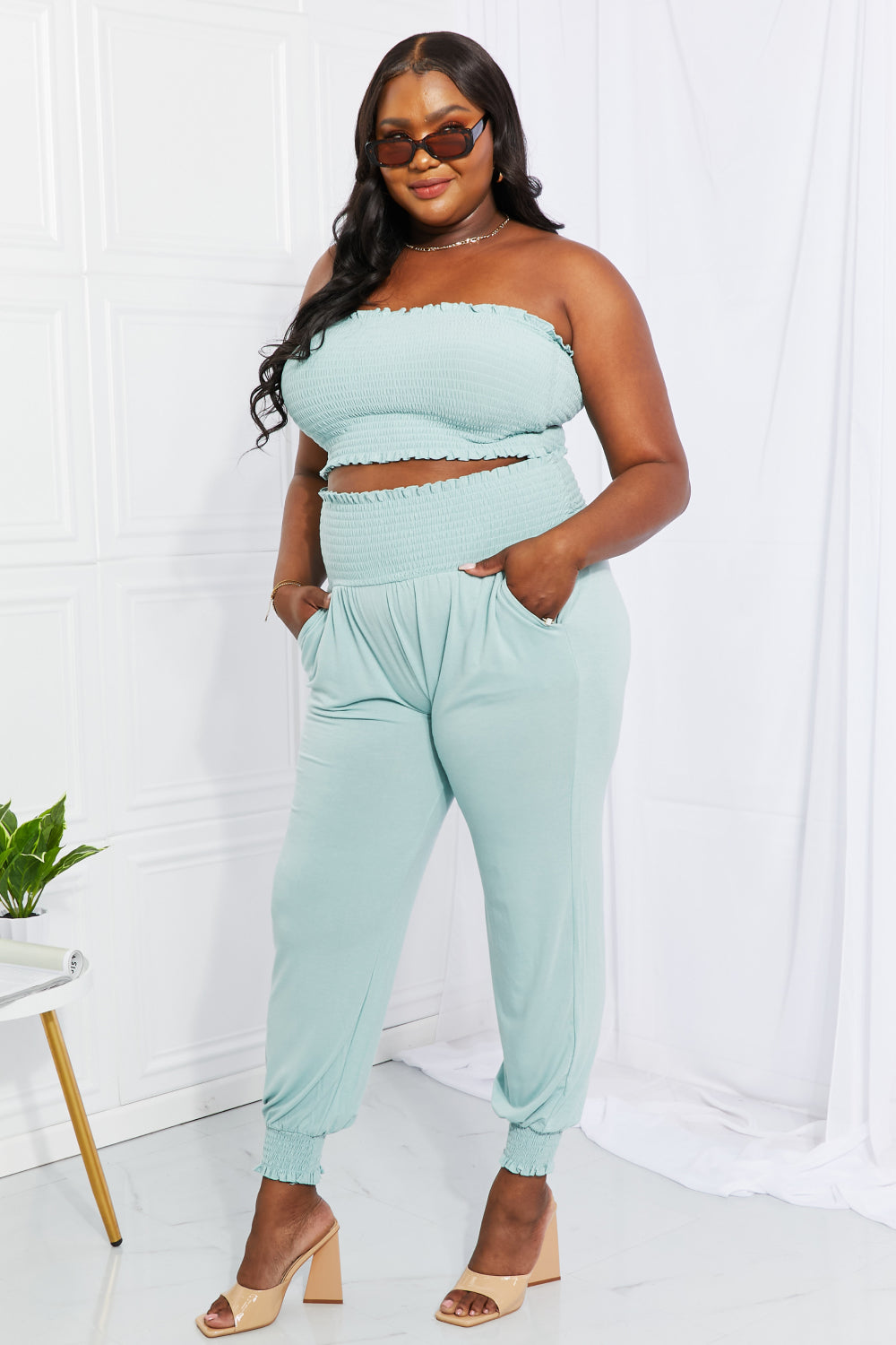 Ribbed Open Back Cropped Racerback Tank Top