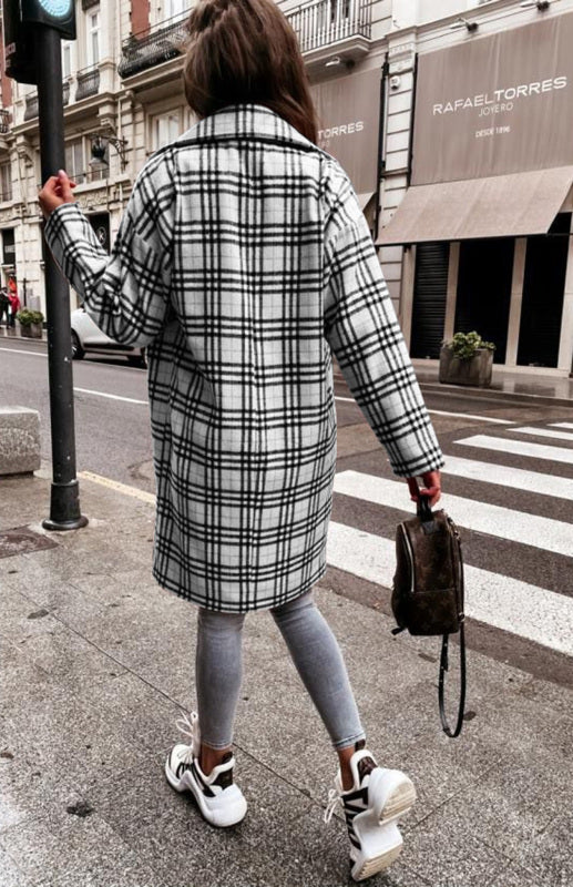 Boho Women’s Long Plaid Overcoat With Collared Neckline And Button Front